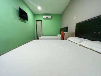 Stutong Family Deluxe Room