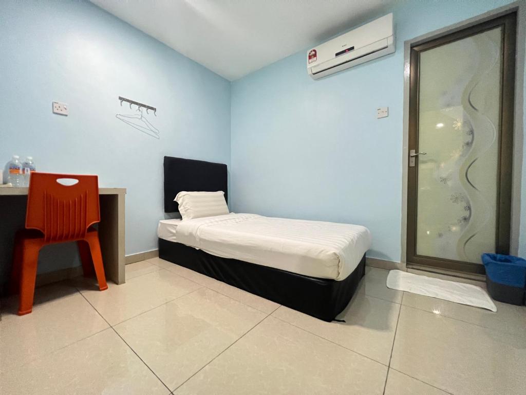 Single Room at Point Stay Stutong